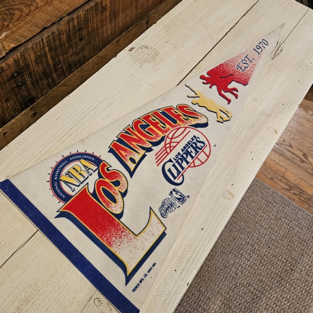Vintage 1992 "Los Angeles Clippers" felt pennant